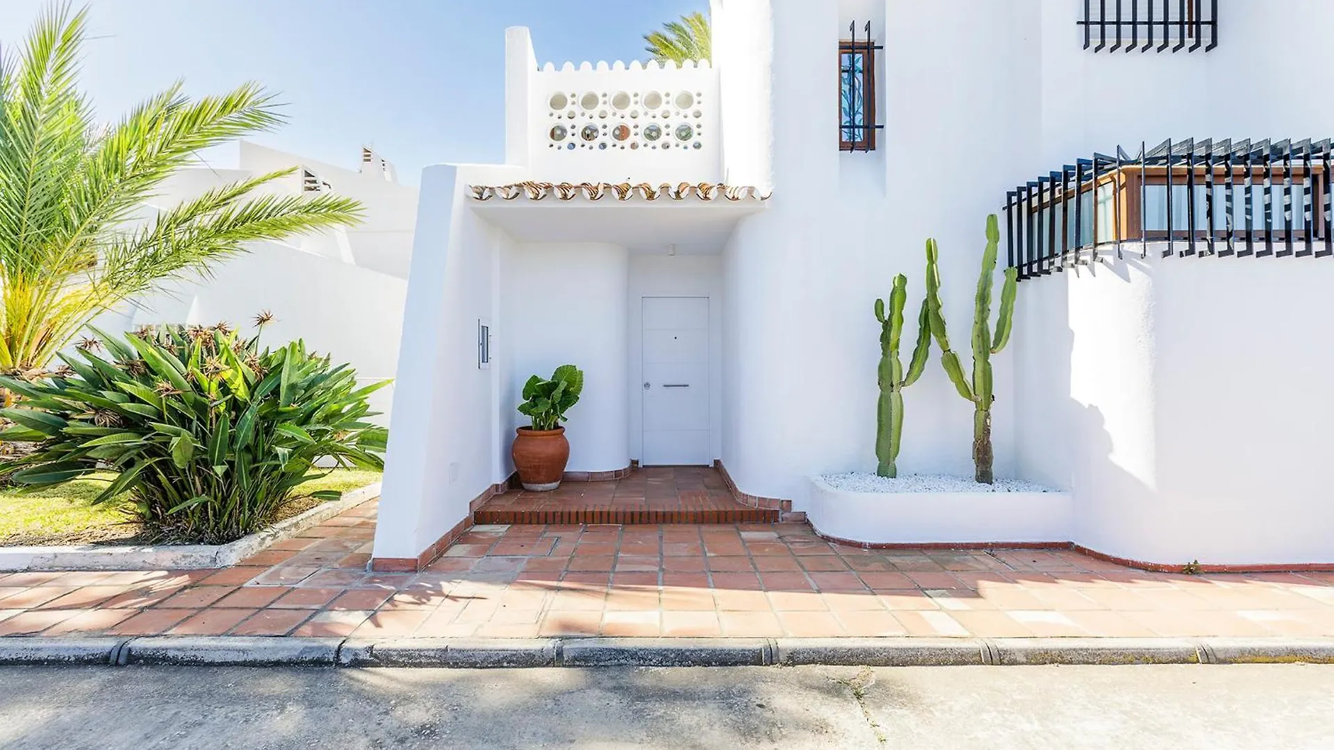 Mares - Traina Villa Caleta De Velez Spain